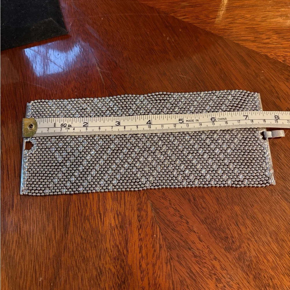 Liquid Metal Elegant Silver Beaded Bracelet - Picture 6 of 10